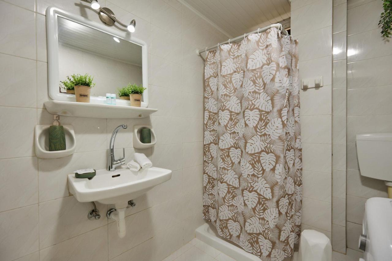 P Koklas Apartments Закинтос Екстериор снимка